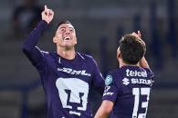 Debut de ensueño para Efraín Juárez Debut de ensueño para Efraín Juárez