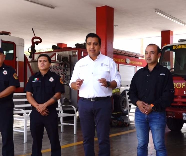 Entrega SC 500 mil pesos extras al cuerpo de Bomberos