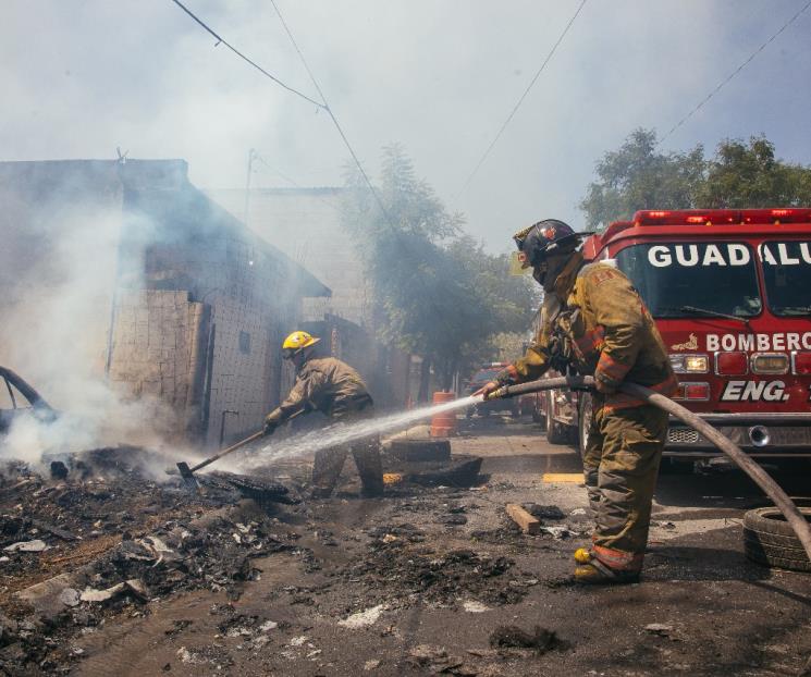 Controlan diez incendios en Santa Catarina