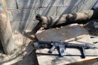 Abandonan arma larga Abandonan arma larga