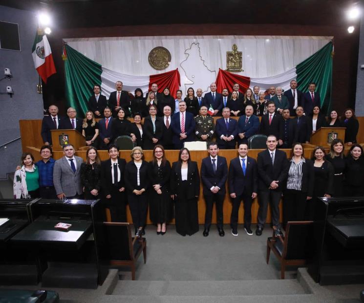 Conmemoran diputados el 200 aniversario de la Constitución de NL