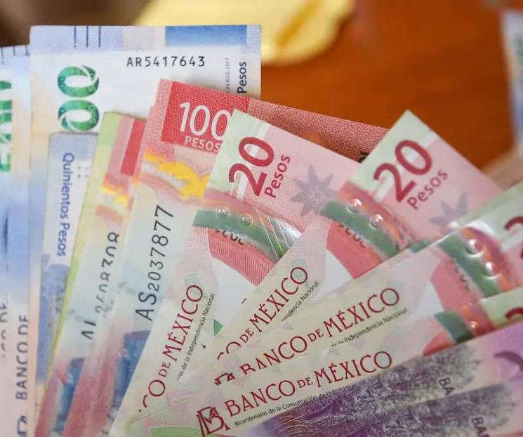 Peso y mercados reportan ganancias tras retraso de aranceles de EU