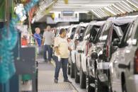 Exportación automotriz disminuye 9% en febrero