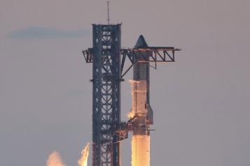 Cohete de Elon Musk explota y afecta el espacio aéreo
