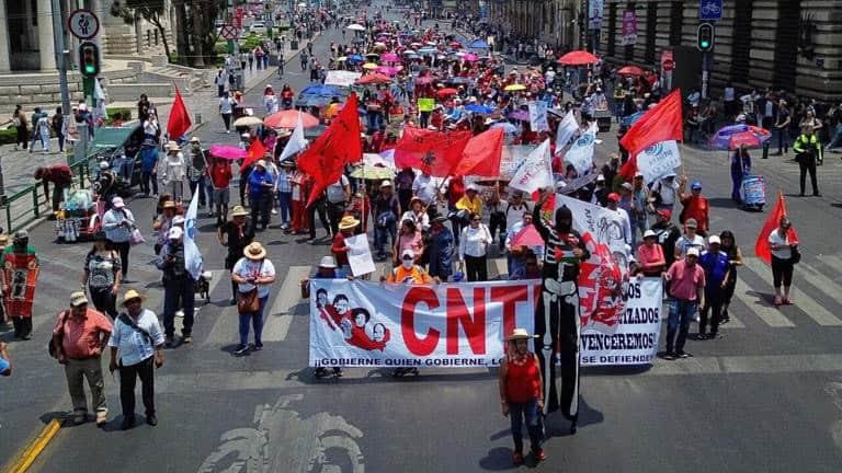 Convoca CNTE a marcha y paro