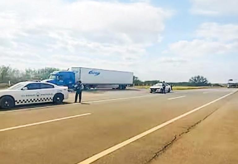 Asaltan a familia en la Autopista a Reynosa