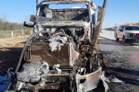 Se incendia unidad de carga en Cadereyta