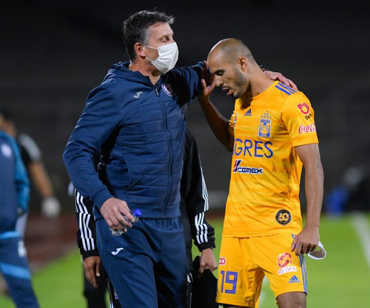 Siboldi da espaldarazo a Guido Pizarro como DT de Tigres