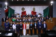 Reconocen a 12 destacadas nuevoleonesas por su servicio comunitario