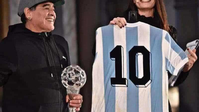 Enjuician a siete personas por muerte de Maradona