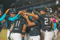 Pega primero Sultanes Femenil