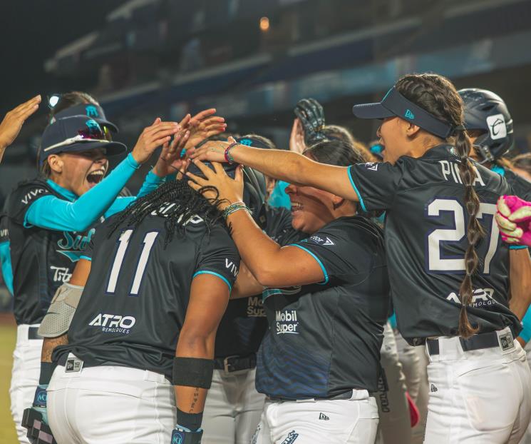 Pega primero Sultanes Femenil