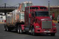 Venta de camiones pesados refleja desaceleración económica en México