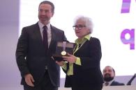 Distinguen a María Cristina Rodríguez con "Mujer que Inspira 2025"
