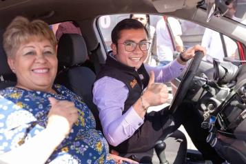 Presenta Arratia el programa ‘Caseta ! A tus órdenes !’