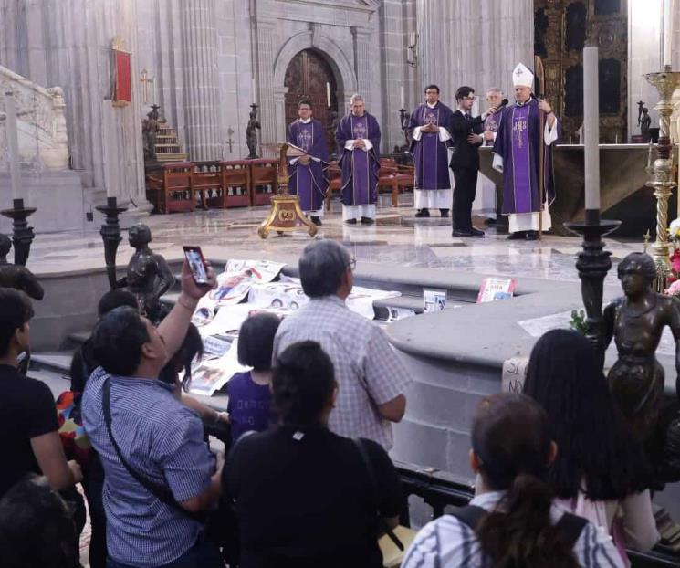 Dedican aplausos al colectivo Guerreros Unidos de Jalisco