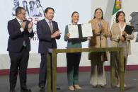 Se firma decreto para prohibir maíz transgénico Se firma decreto para prohibir maíz transgénico