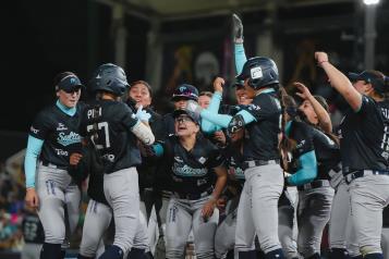 Sultanes Femenil inicia la serie del campeonato