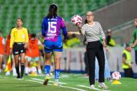 Ve Amelia cosas por mejorar en sus Rayadas