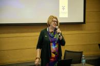 Comparte sus conocimientos en cognición social y neuropsicología