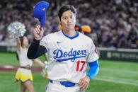 Barrió Dodgers la serie en Japón