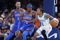 Oklahoma gana y se asegura liderato en la división Oeste