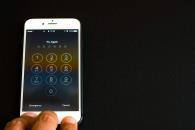 Cómo prevenir estafas por clonación de voz con IA Cómo prevenir estafas por clonación de voz con IA