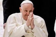 Reaparece el Papa Francisco en público tras 37 días hospitalizado Reaparece el Papa Francisco en público tras 37 días hospitalizado