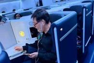 Niega Fernández Noroña vuelo a Francia en primera clase Niega Fernández Noroña vuelo a Francia en primera clase