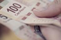 Peso avanza con ganancias y cierra en 20.04