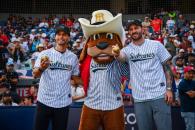 Lanzan Gignac y Canales primera bola en el Estadio de Sultanes Lanzan Gignac y Canales primera bola en el Estadio de Sultanes