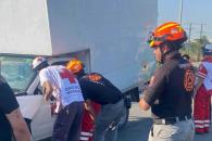 Se estrella con tráiler y pierde la vida en Escobedo Se estrella con tráiler y pierde la vida en Escobedo