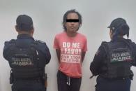 Asalta a mujer que espera el camión Asalta a mujer que espera el camión