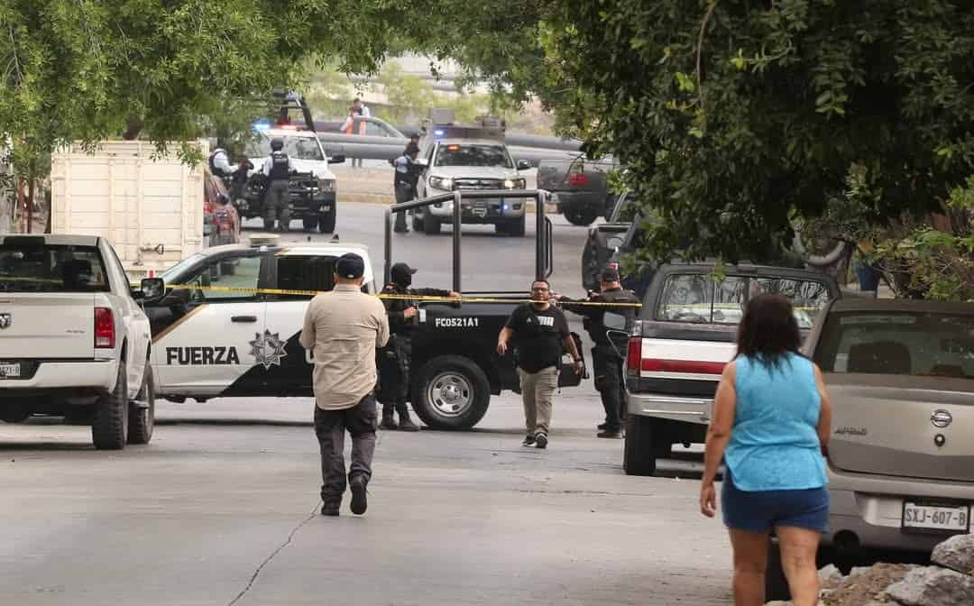 Una mujer se encuentra al bordo de la muerte, luego de ser atacada a balazos con armas de alto poder, al recibir varios impactos en su rostro y tórax, en la Colonia Independencia.