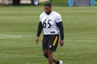 Firma Moore con Tennessee por 82 mdd Firma Moore con Tennessee por 82 mdd