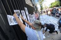 Buscadoras clausuran simbólicamente el Senado Buscadoras clausuran simbólicamente el Senado