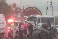 Choque entre vehículo y tráiler deja 3 muertos en Carretera a Laredo Choque entre vehículo y tráiler deja 3 muertos en Carretera a Laredo