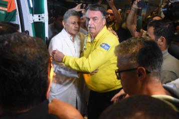 Finaliza con éxito cirugía de Bolsonaro en Brasilia