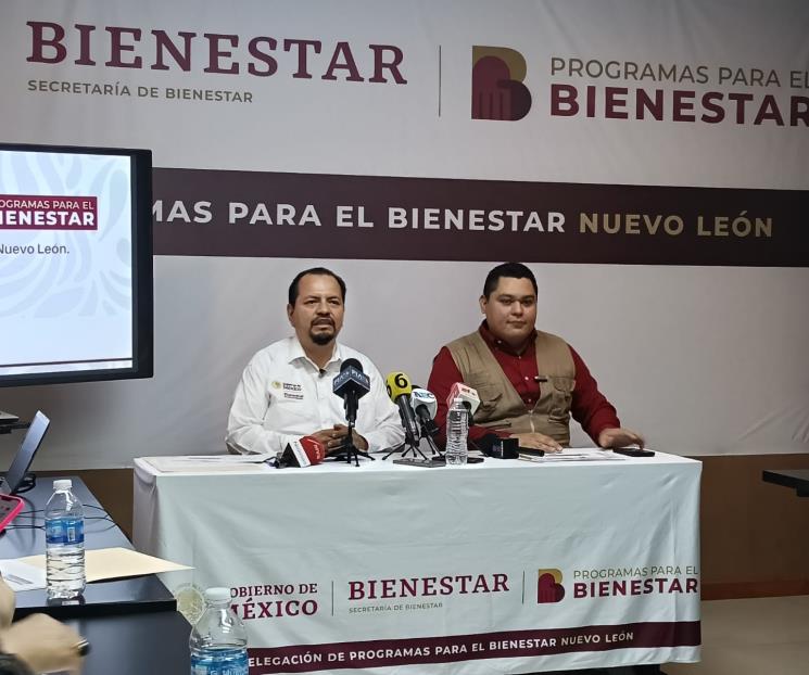 Inicia entrega de Becas Benito Juárez y Rita Cetina Inicia entrega de Becas Benito Juárez y Rita Cetina