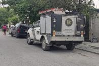 Amenazan con fusiles a policías Amenazan con fusiles a policías