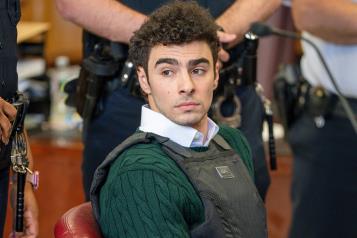 Acusan a Mangione por asesinato; podría enfrentar pena de muerte