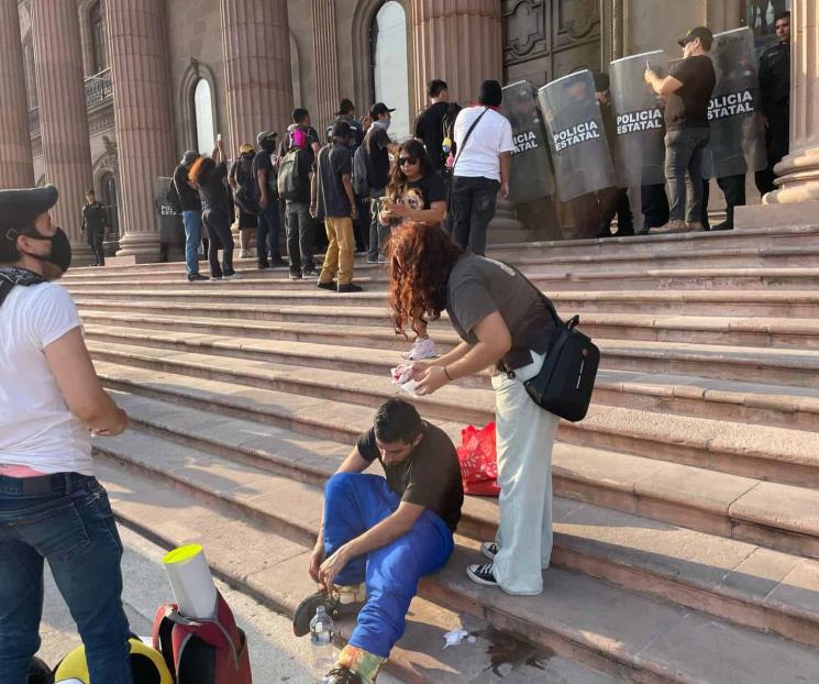 Queda detenido manifestante Queda detenido manifestante