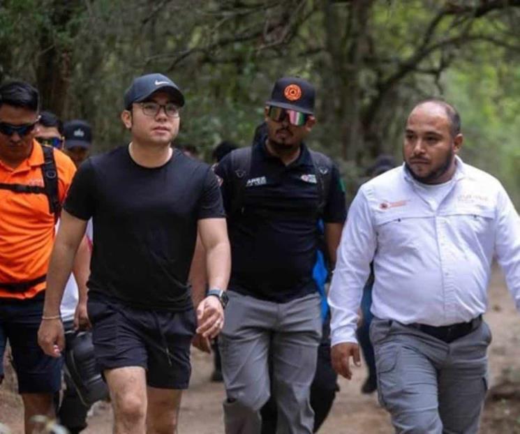 Recorre Félix Arratia el camino al Cerro Agujerado Recorre Félix Arratia el camino al Cerro Agujerado