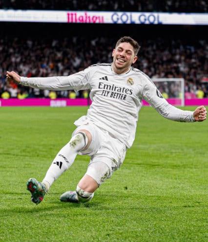 Vence Real Madrid al Athletic y siguen en la lucha por el título Vence Real Madrid al Athletic y siguen en la lucha por el título