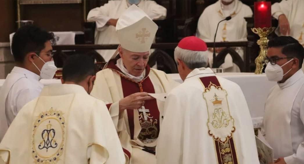Los mexicanos que podrían reemplazar al papa Francisco