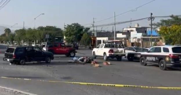 Muere motociclista tras impactarse con camioneta Muere motociclista tras impactarse con camioneta