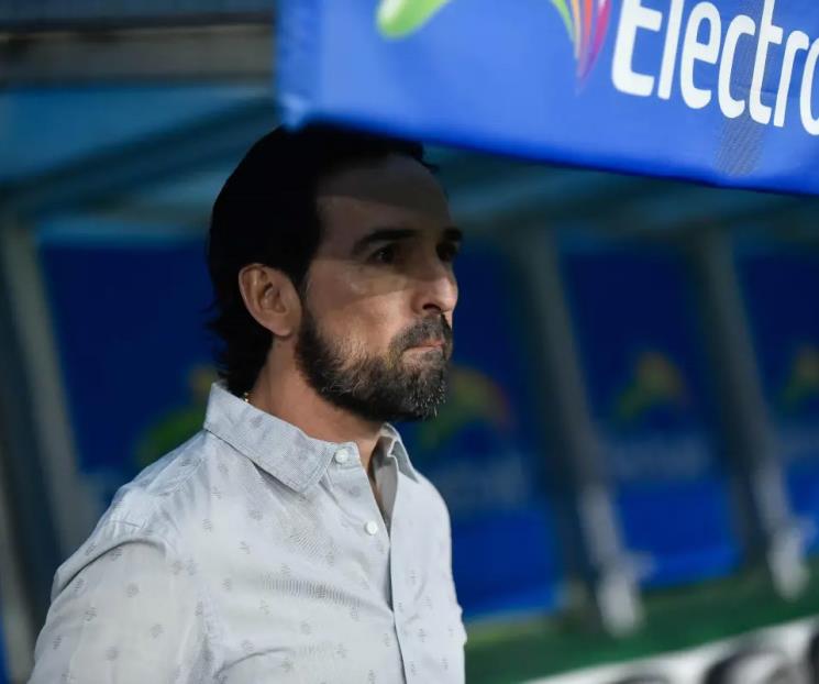 Cesa Chivas a Espinoza