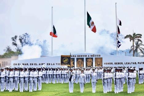 Sólo los vendepatrias buscan ayuda en el extranjero: Sheinbaum