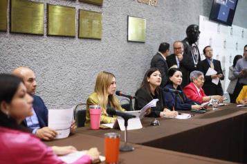 Pide GLPRD cuidar agua de presas antes de mandarla a otro lado