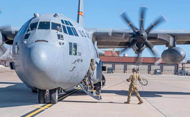 Llegan aviones militares de EU al AIFA